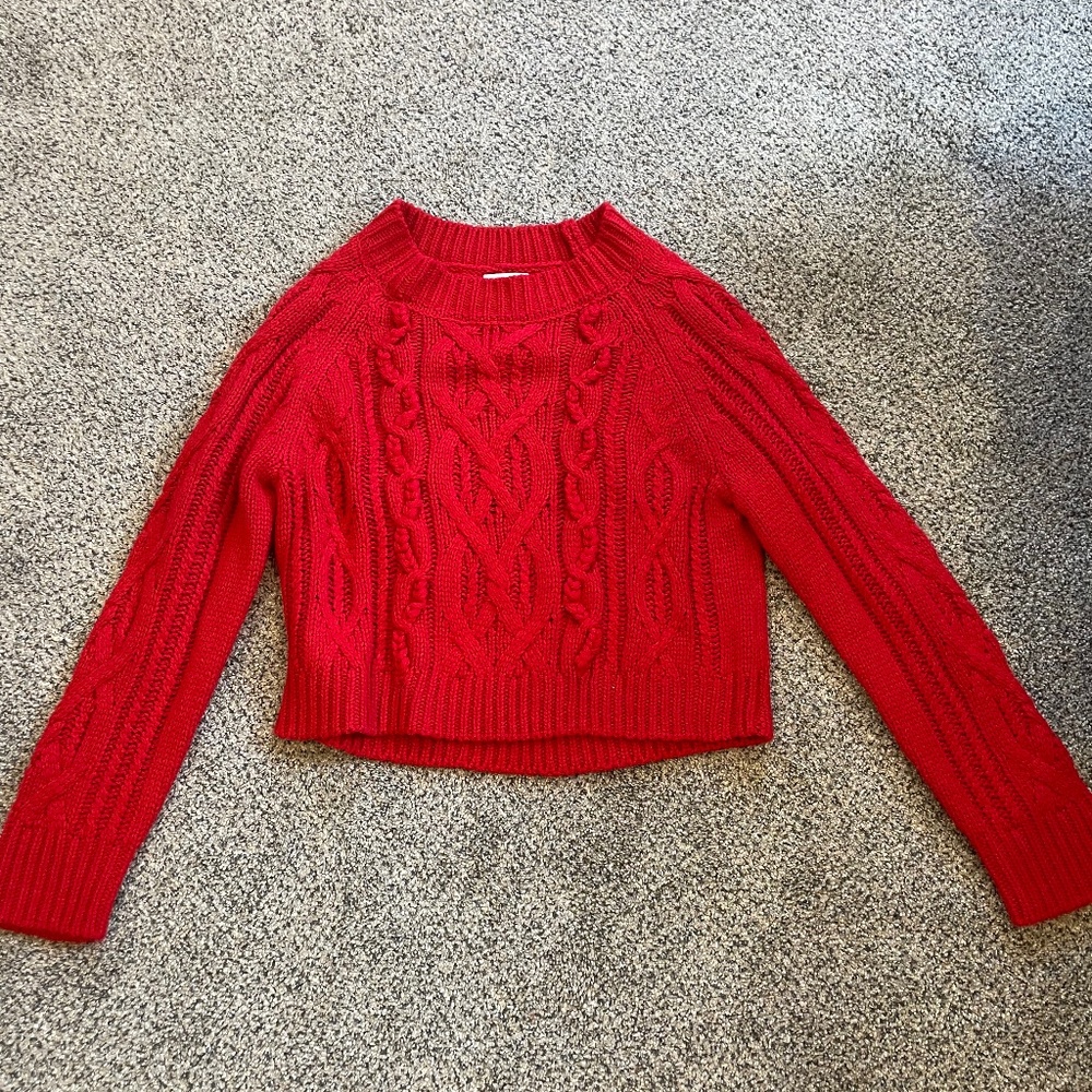 Women’s Medium Red Sweater